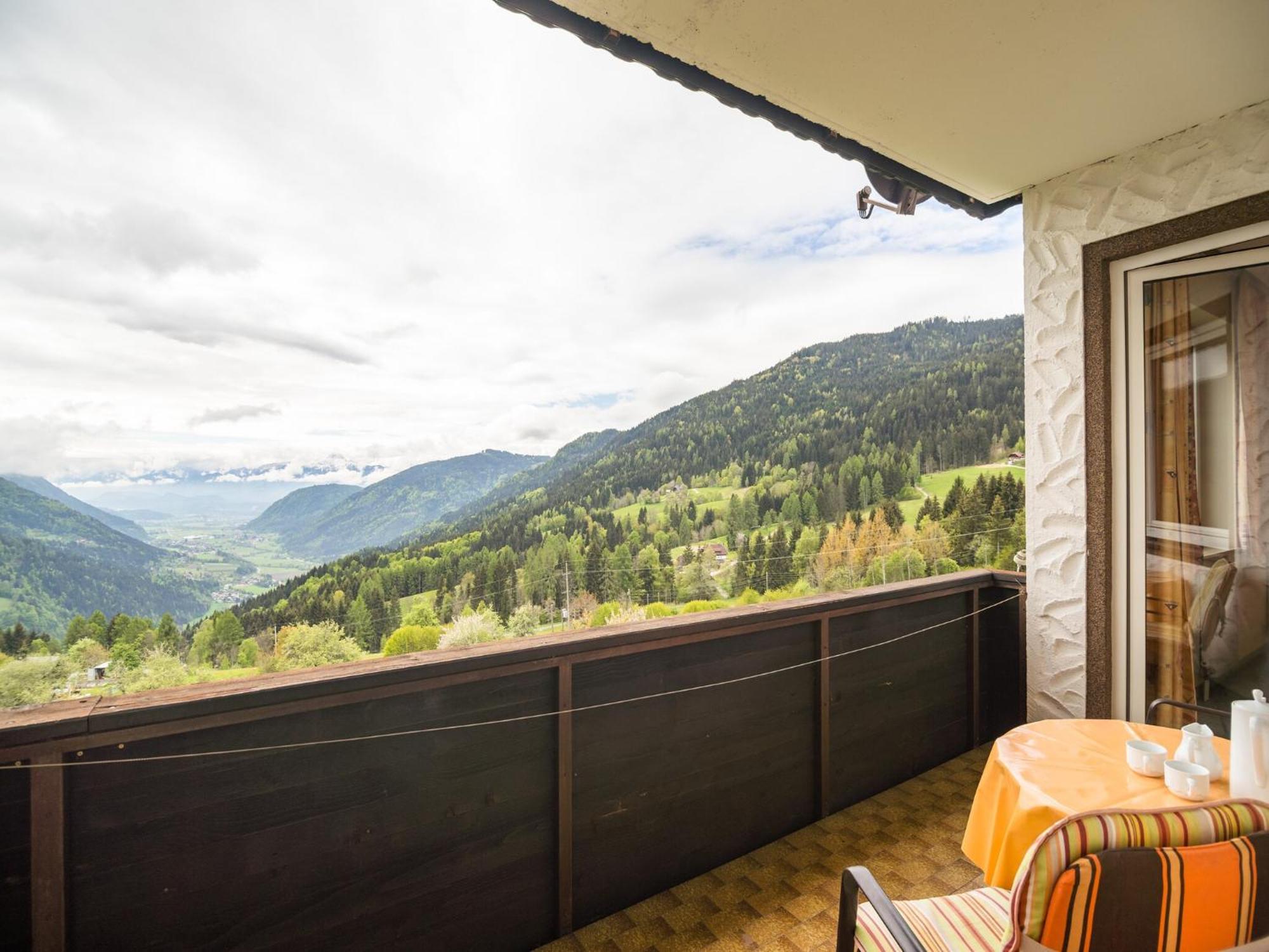 Cozy Apartment In Afritz Am See Near Gerlitzen Ski Area Exterior photo